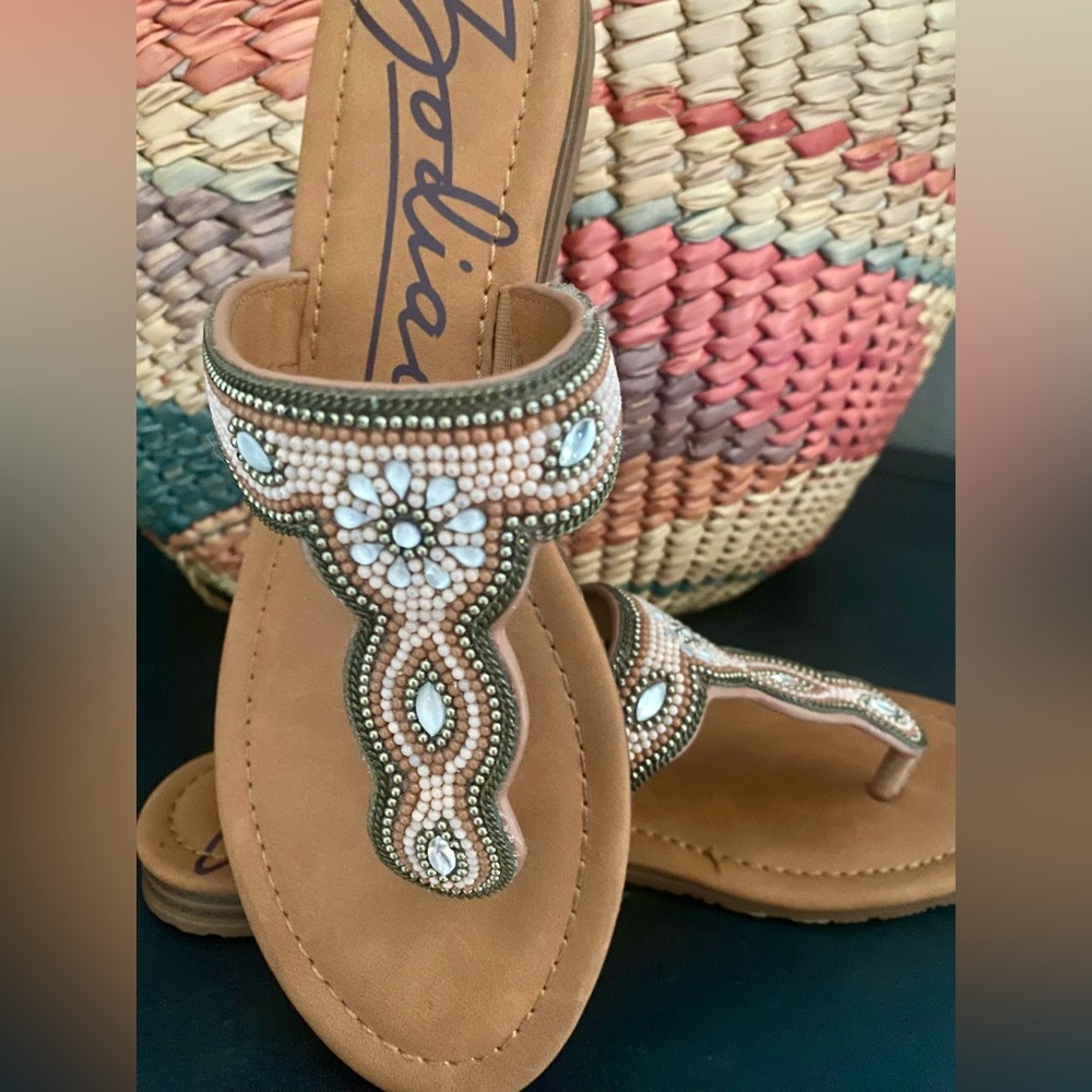 Zodiac Yves Beaded Sandals Blush Pink & Bronze Size 8